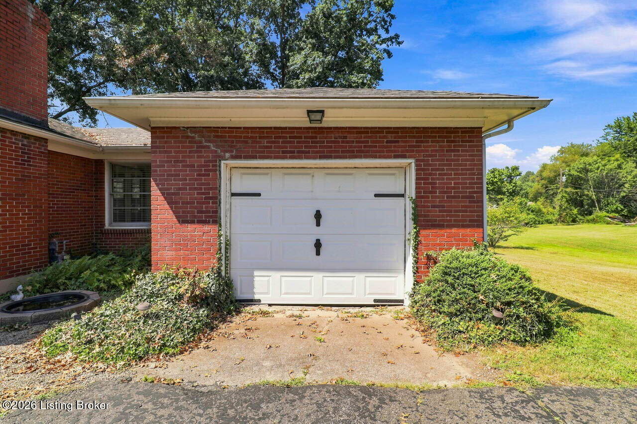 2337 Coral Ridge Road Brooks, KY 40109 - Photo 4 of 42 2337 Coral Ridge Rd - 5