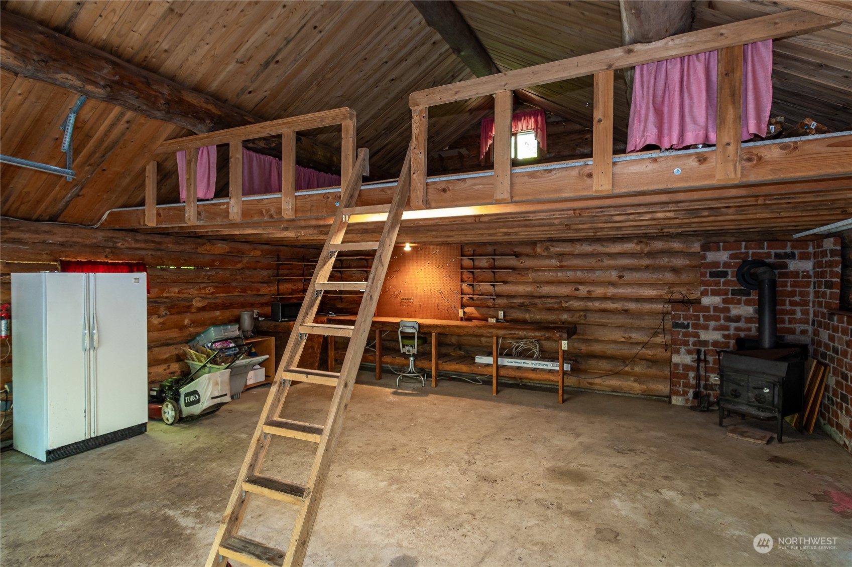 8526 Davenport Road Anderson Island, WA 98303 - Photo 28 of 31