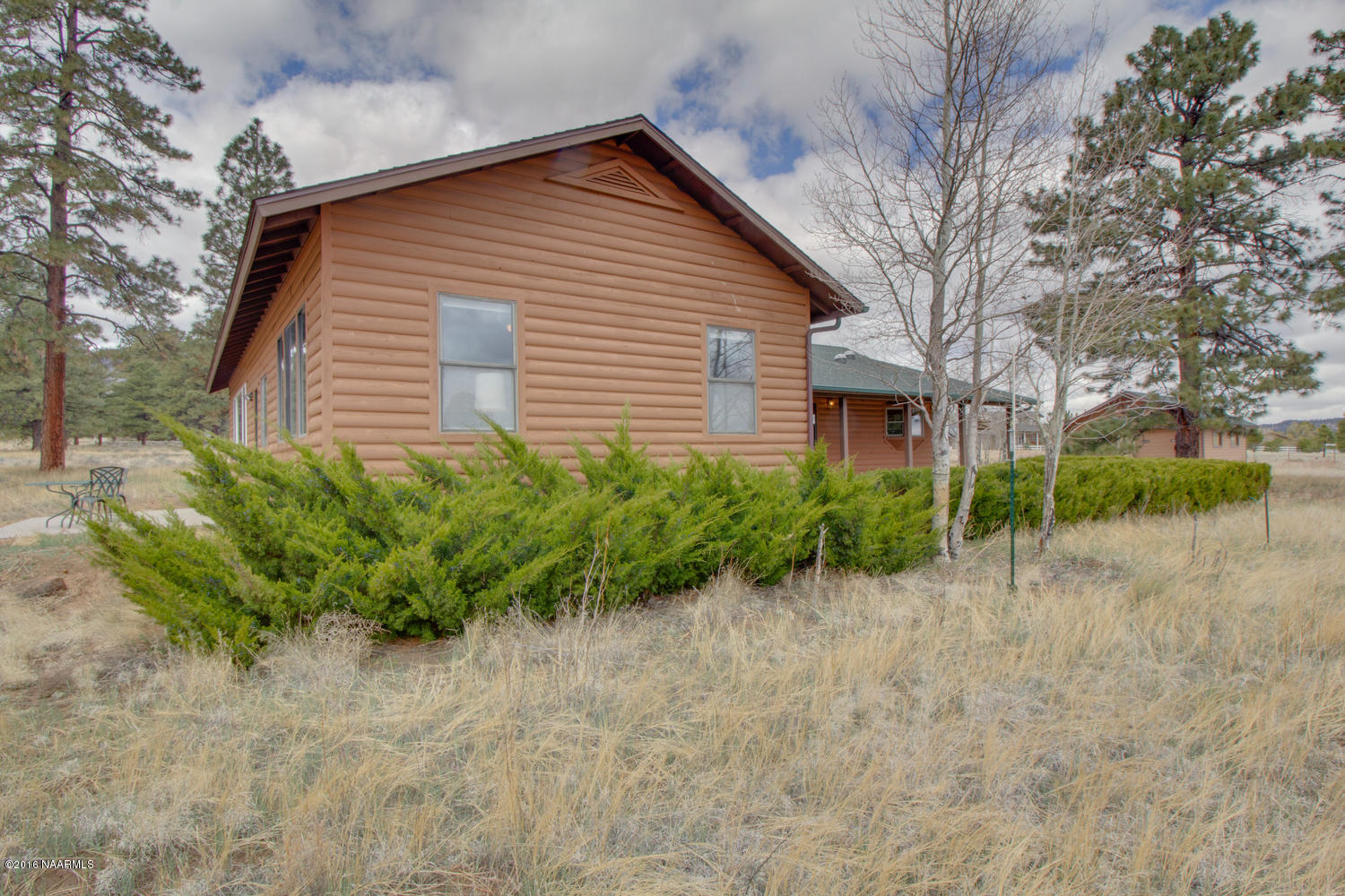 10790 Sage Road Flagstaff, AZ 86004 - Photo 4 of 27 East face