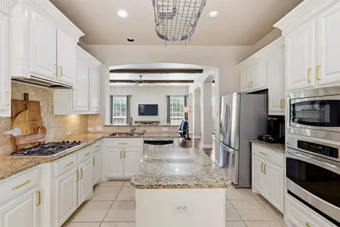 $825,000 | 1616 Camino Lago, Irving, TX 75039