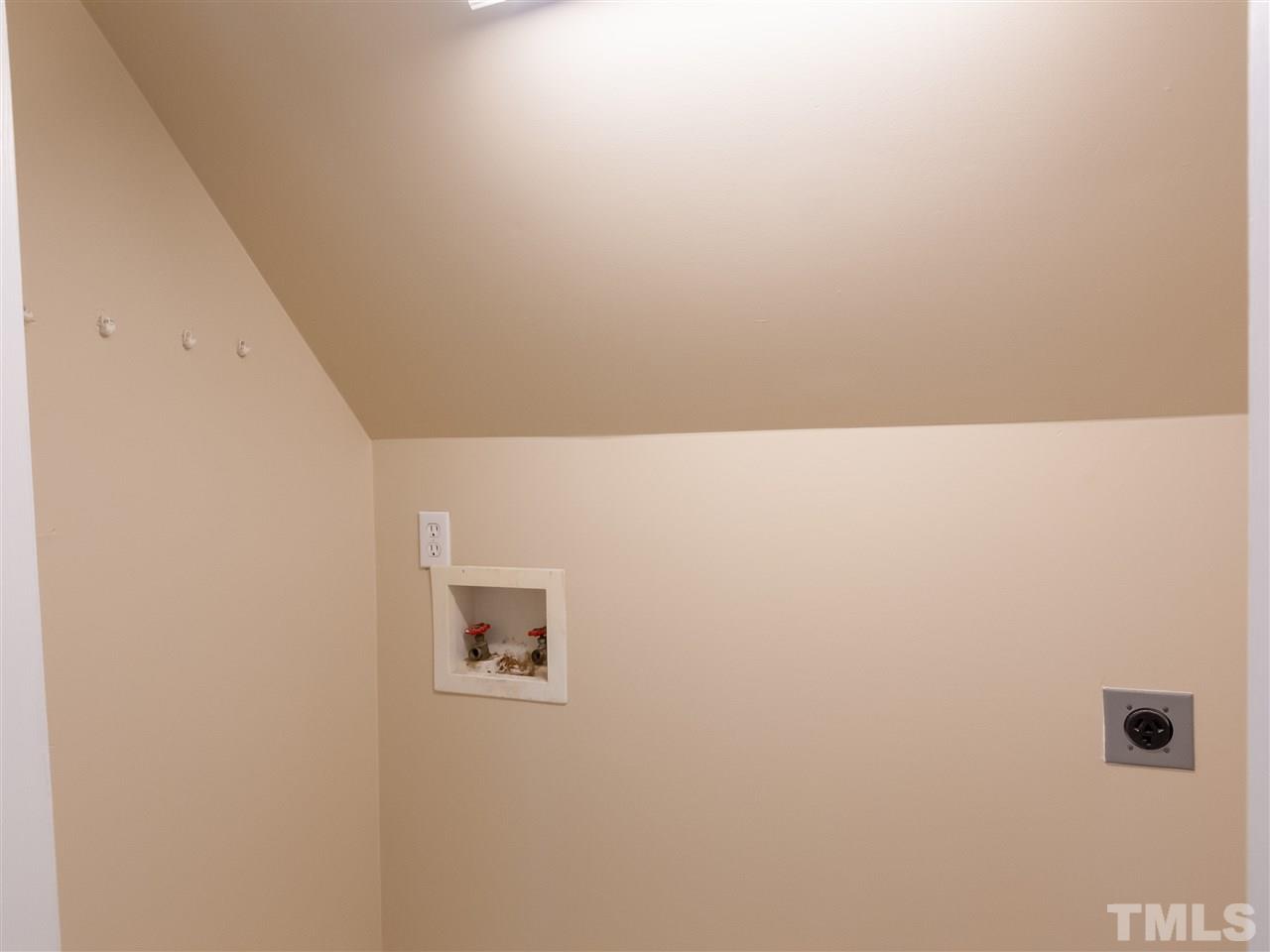 1306 Patterson Grove Road Apex, NC 27502 - Photo 23 of 29 Gallery Image 23