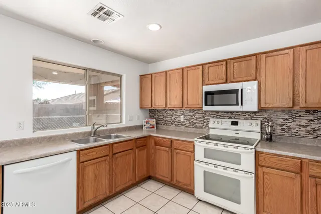 $399,999 | 10933 East Wier Avenue, Mesa, AZ 85208