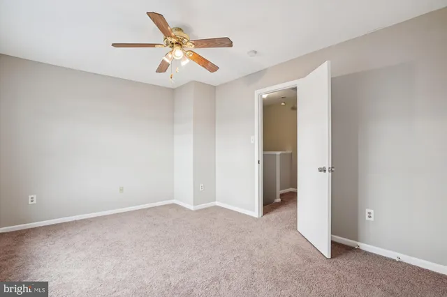 $539,900 | 503 Richmond Square Northeast, Leesburg, VA 20176