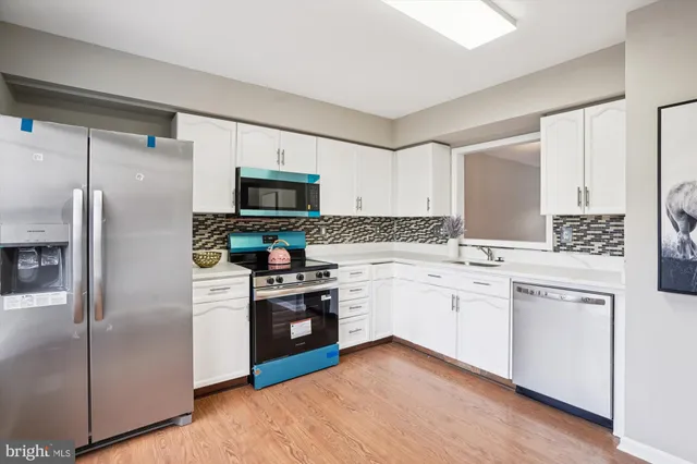 $539,900 | 503 Richmond Square Northeast, Leesburg, VA 20176