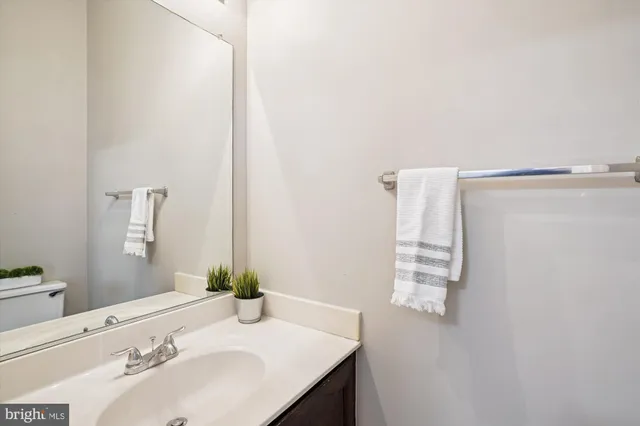 $539,900 | 503 Richmond Square Northeast, Leesburg, VA 20176