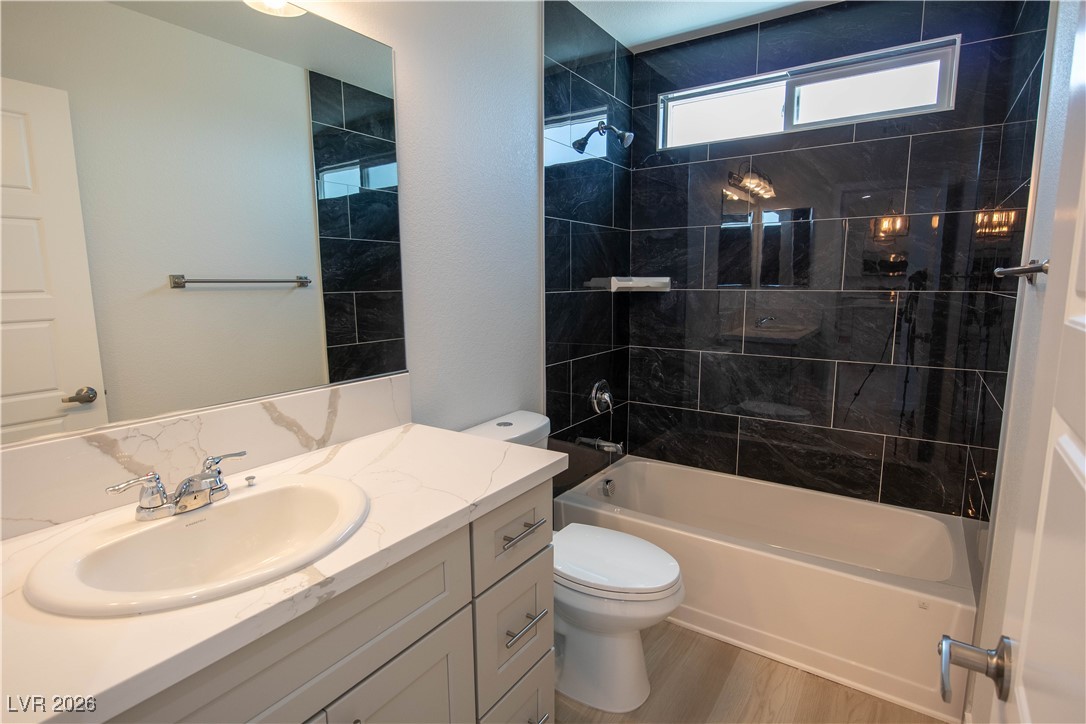 3925 North Mayfield Ranch Road Pahrump, NV 89060 - Photo 18 of 30 View of the Hallway Bathroom