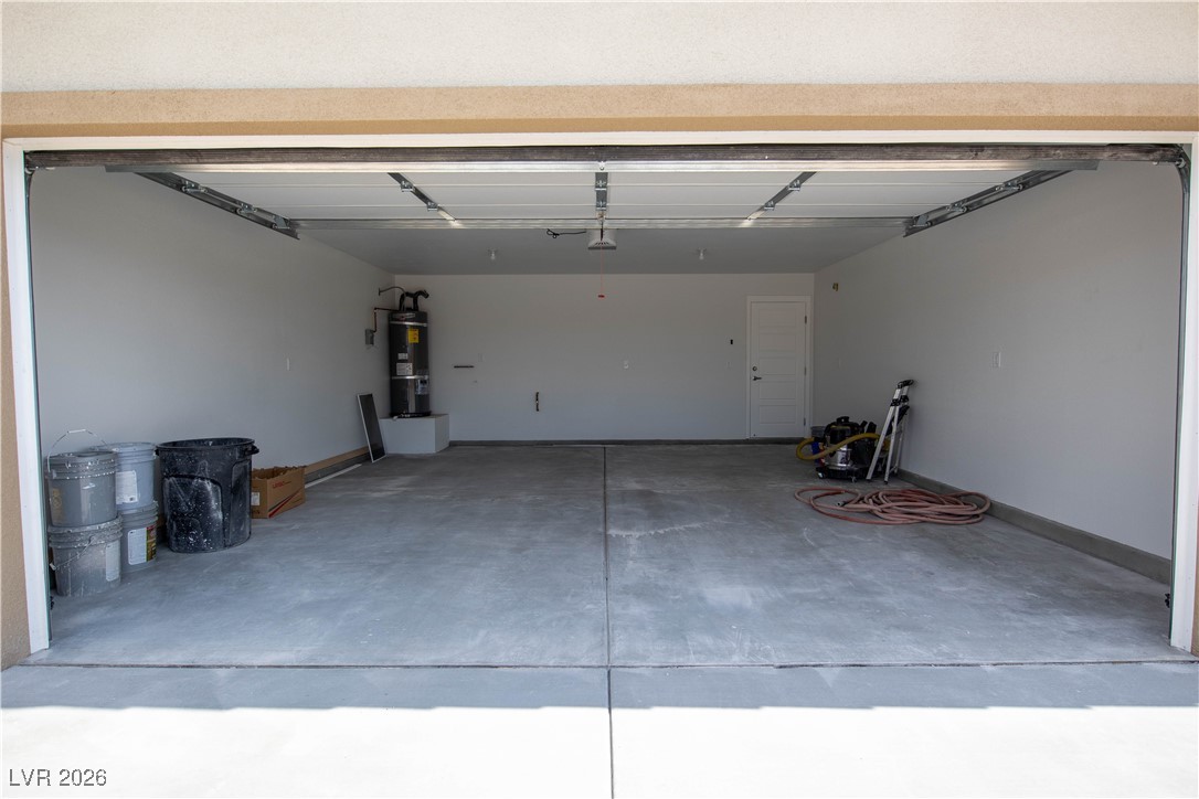3925 North Mayfield Ranch Road Pahrump, NV 89060 - Photo 25 of 30 View of the Garage