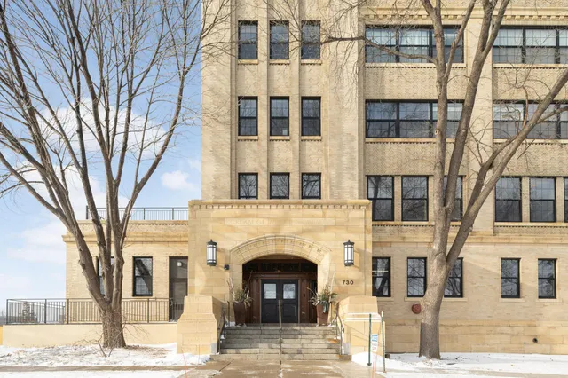 $250,000 | 730 Northeast Stinson Boulevard, Unit 319, Minneapolis, MN 55413