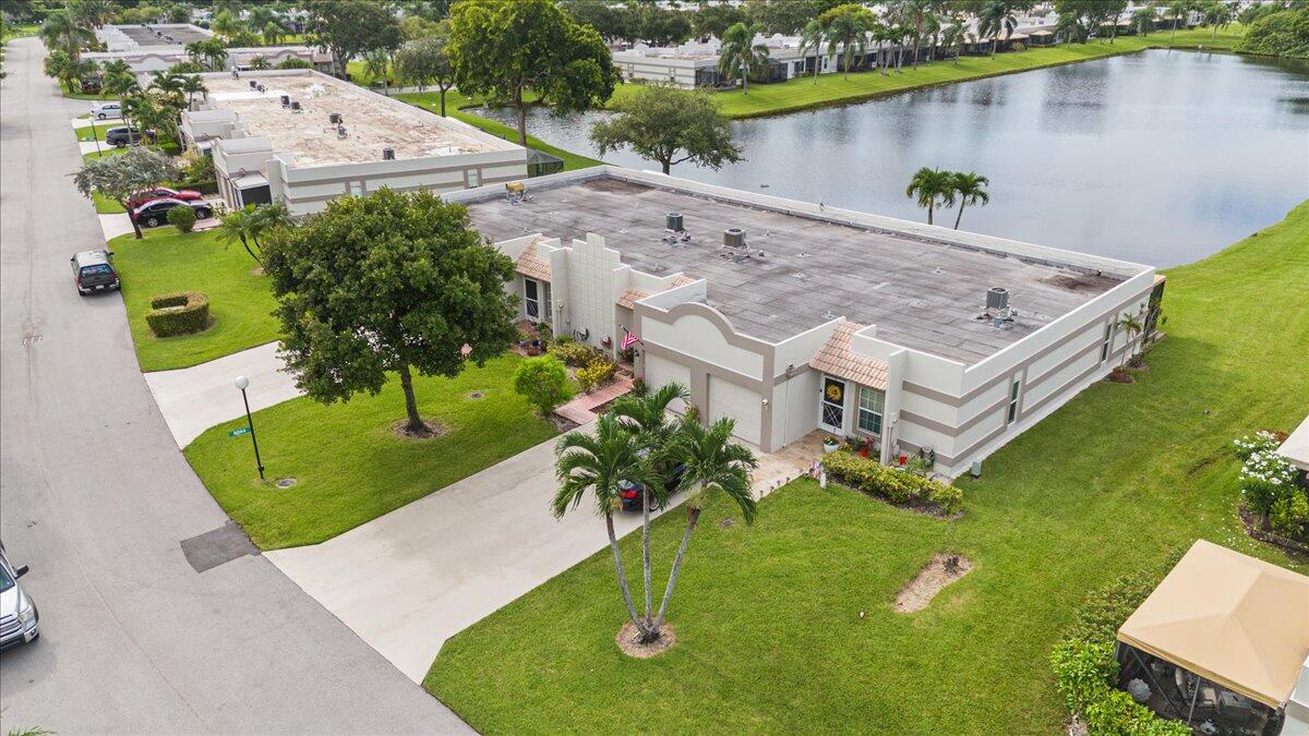9244 Flynn Circle, Unit 2 Boca Raton, FL 33496 - Photo 7 of 35 03-DJI_20240807100047_0238_D