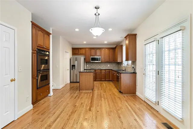 $3,900 | 12489 Huntington Trace, Alpharetta, GA 30005