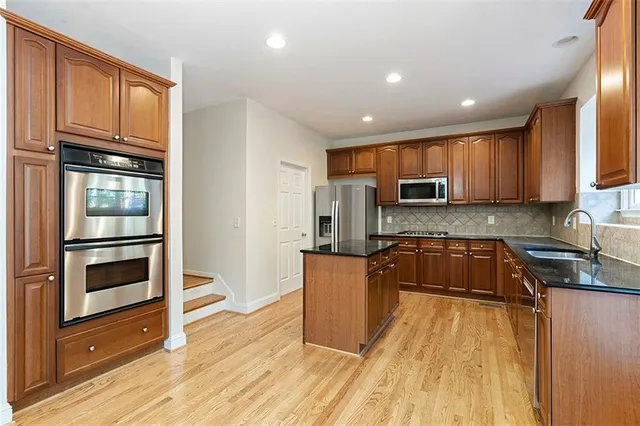 $3,900 | 12489 Huntington Trace, Alpharetta, GA 30005