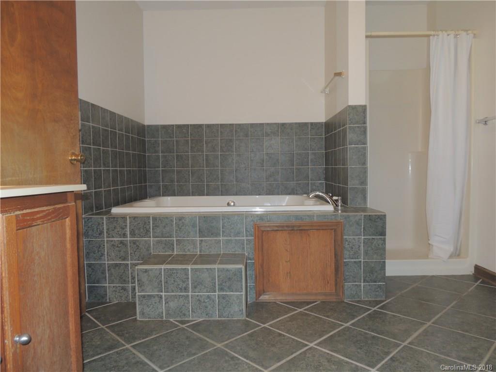 210 Huntingdon Road, Unit 43 Lexington, NC 27295 - Photo 11 of 32 Gallery Image 11
