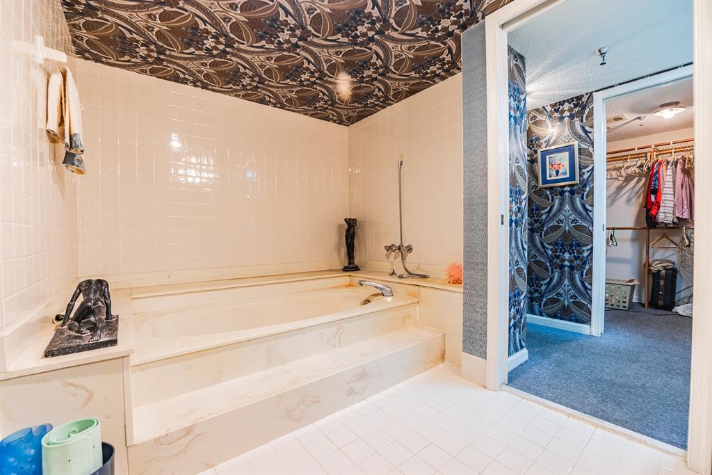 9165 Southwest 14th Street, Unit 1204 Boca Raton, FL 33428 - Photo 12 of 30