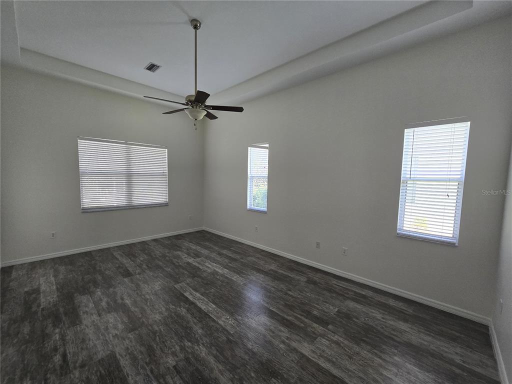 8427 Sailing Loop Lakewood Ranch, FL 34202 - Photo 24 of 44