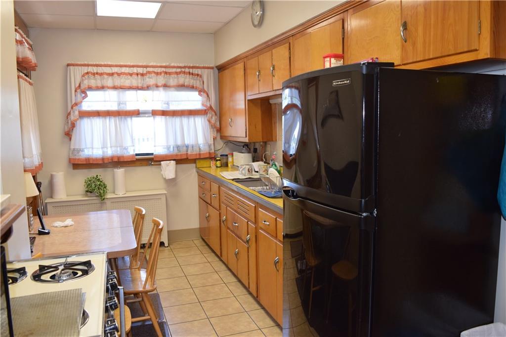 1119 Zinkhan Street McKees Rocks, PA 15136 - Photo 6 of 17 Gallery Image 6
