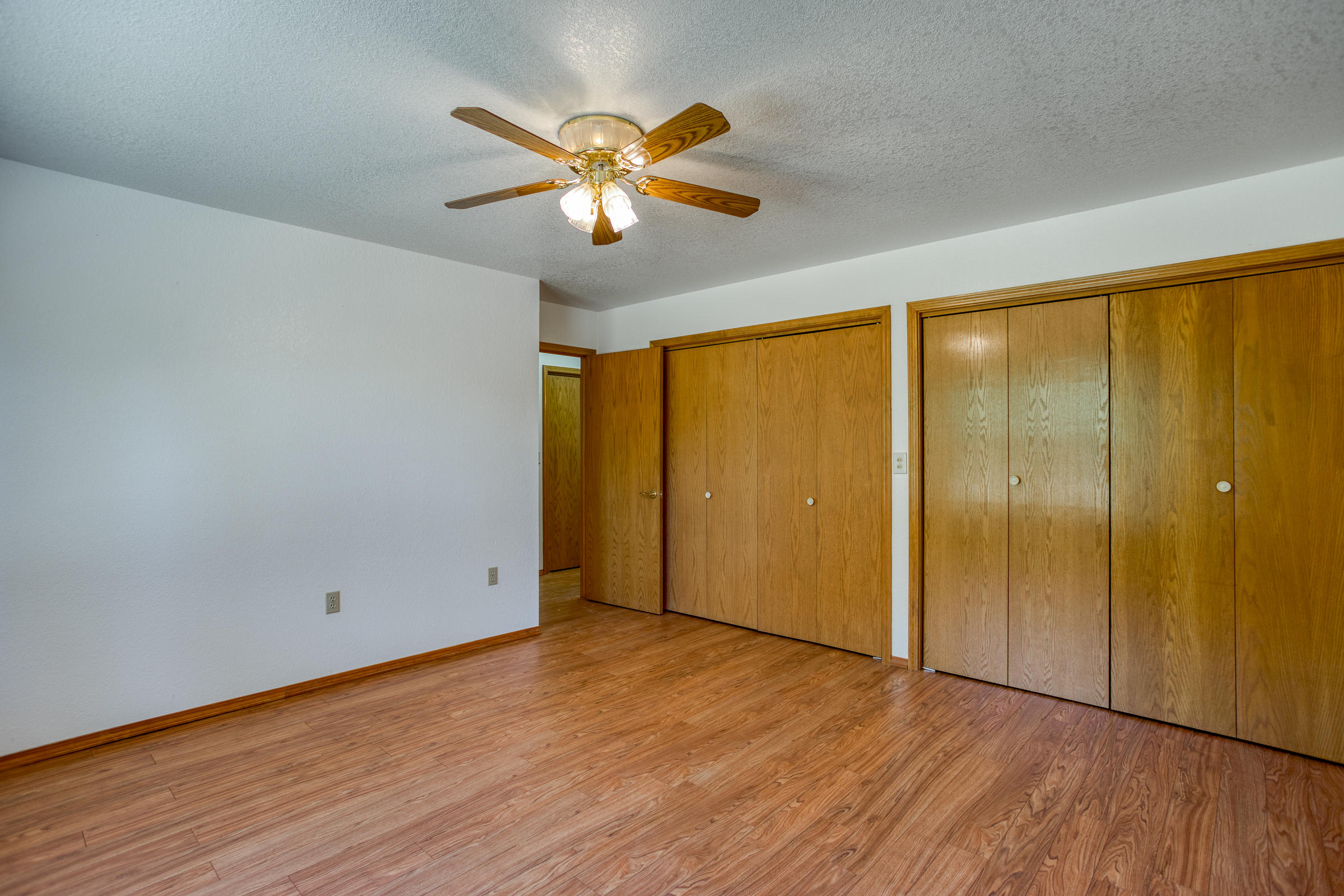 8030 Placer Road Redding, CA 96001 - Photo 4 of 16 IMG_7384