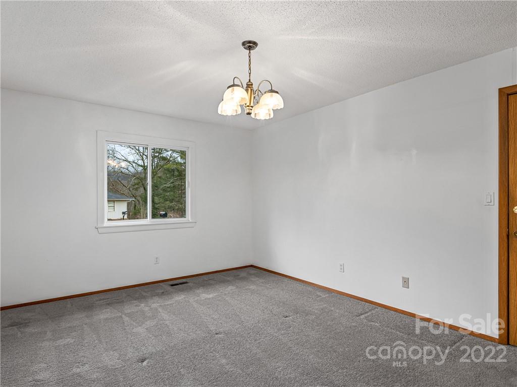 70 Gibson Road Asheville, NC 28804 - Photo 16 of 32 Gallery Image 16