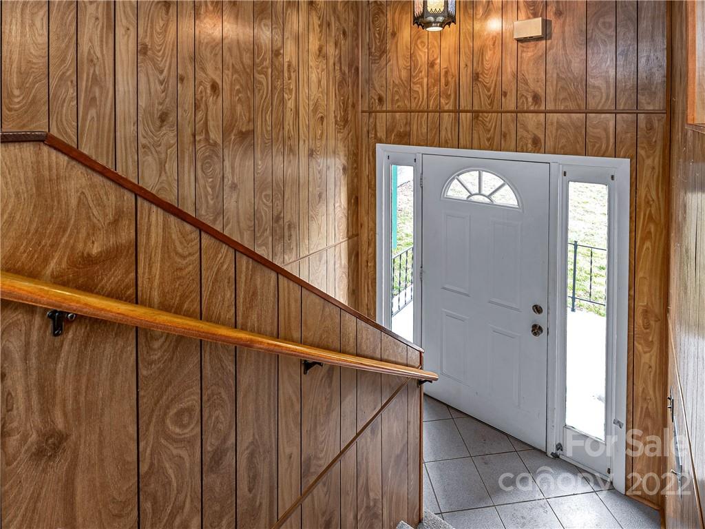 70 Gibson Road Asheville, NC 28804 - Photo 20 of 32 Gallery Image 20