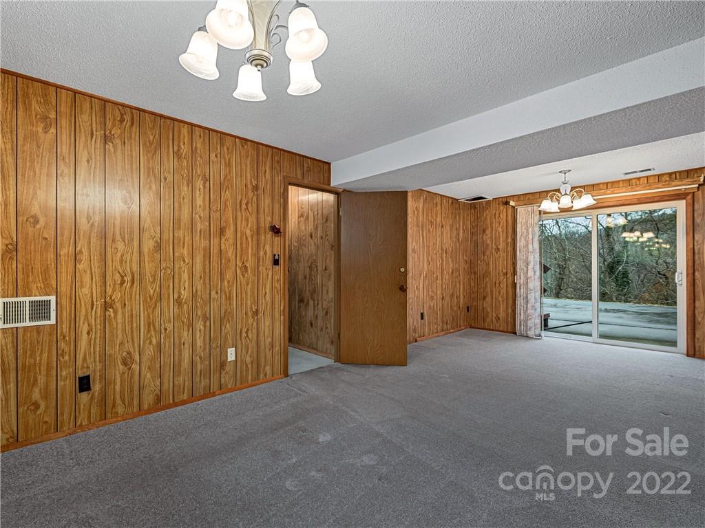 70 Gibson Road Asheville, NC 28804 - Photo 22 of 32 Gallery Image 22