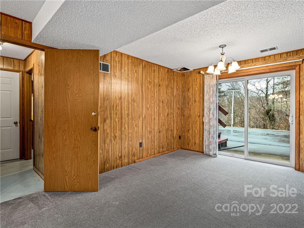 70 Gibson Road Asheville, NC 28804 - Photo 23 of 32 Gallery Image 23