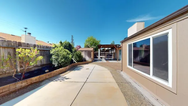 $465,000 | 2604 Lincoln Oak Court, Modesto, CA 95355