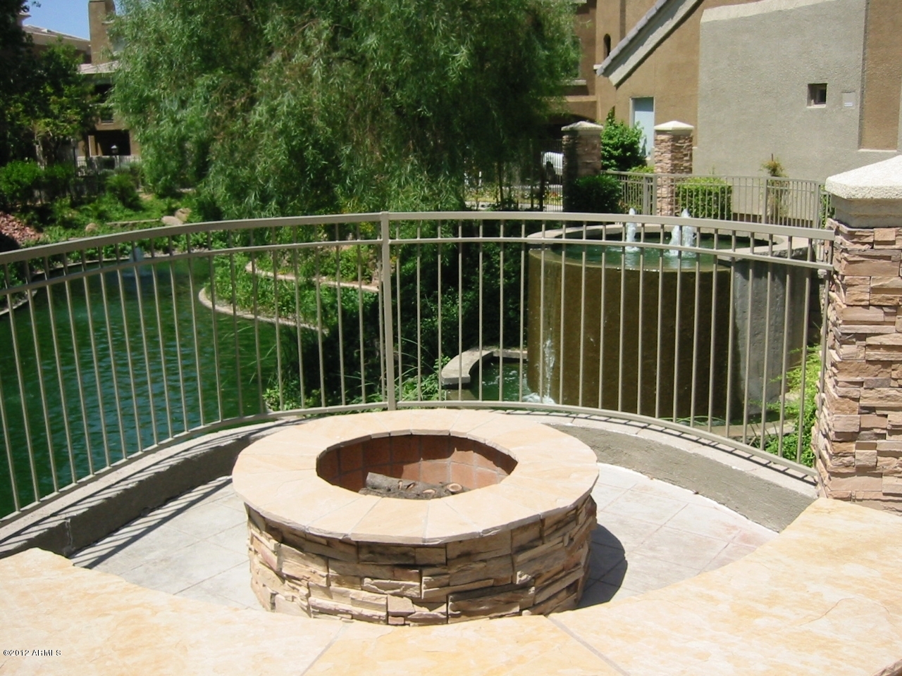 4644 North 22nd Street, Unit 2022 Phoenix, AZ 85016 - Photo 4 of 8 Relaxing Community Areas