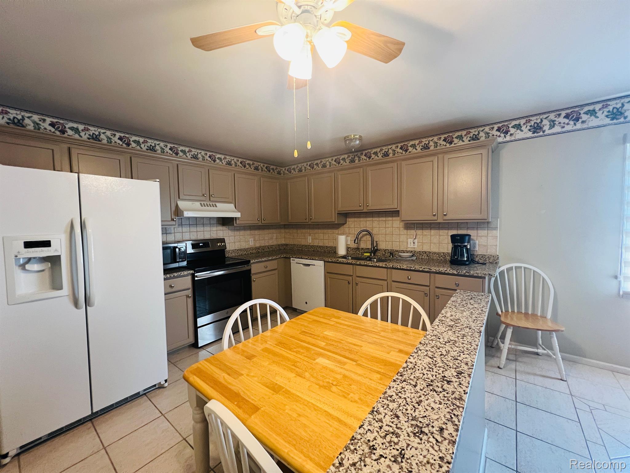 45360 Inverness Circle Macomb, MI 48044 - Photo 18 of 57 Gallery Image 18