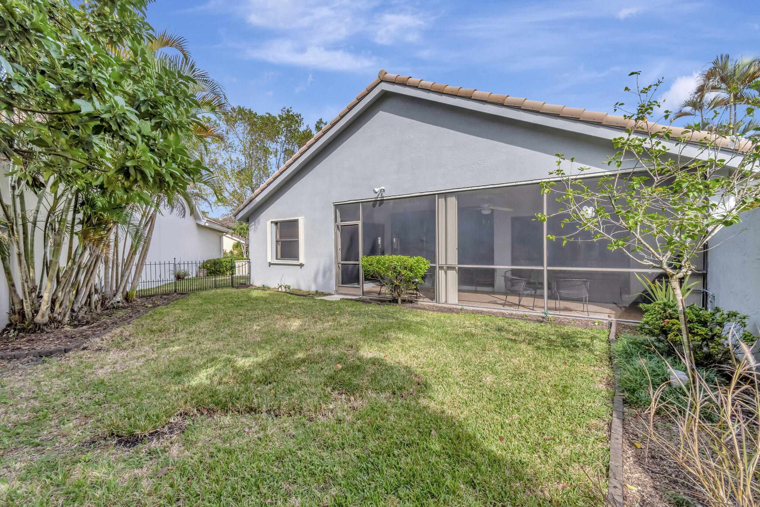 11104 Highland Circle Boca Raton, FL 33428 - Photo 37 of 79 60_dsc_8508