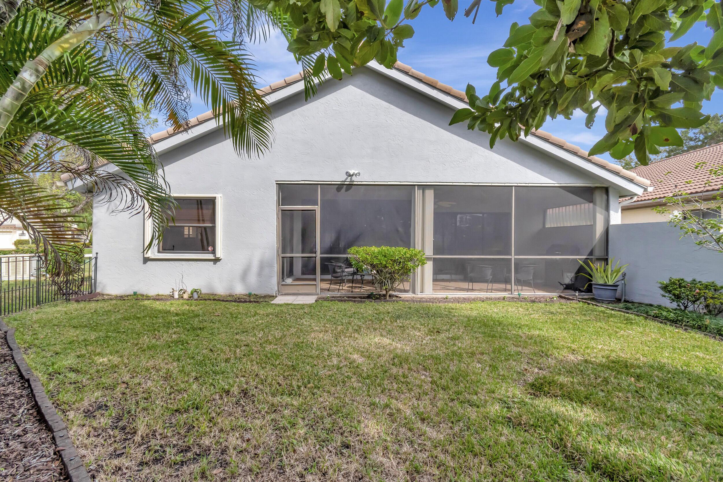 11104 Highland Circle Boca Raton, FL 33428 - Photo 38 of 79 FROM BACK