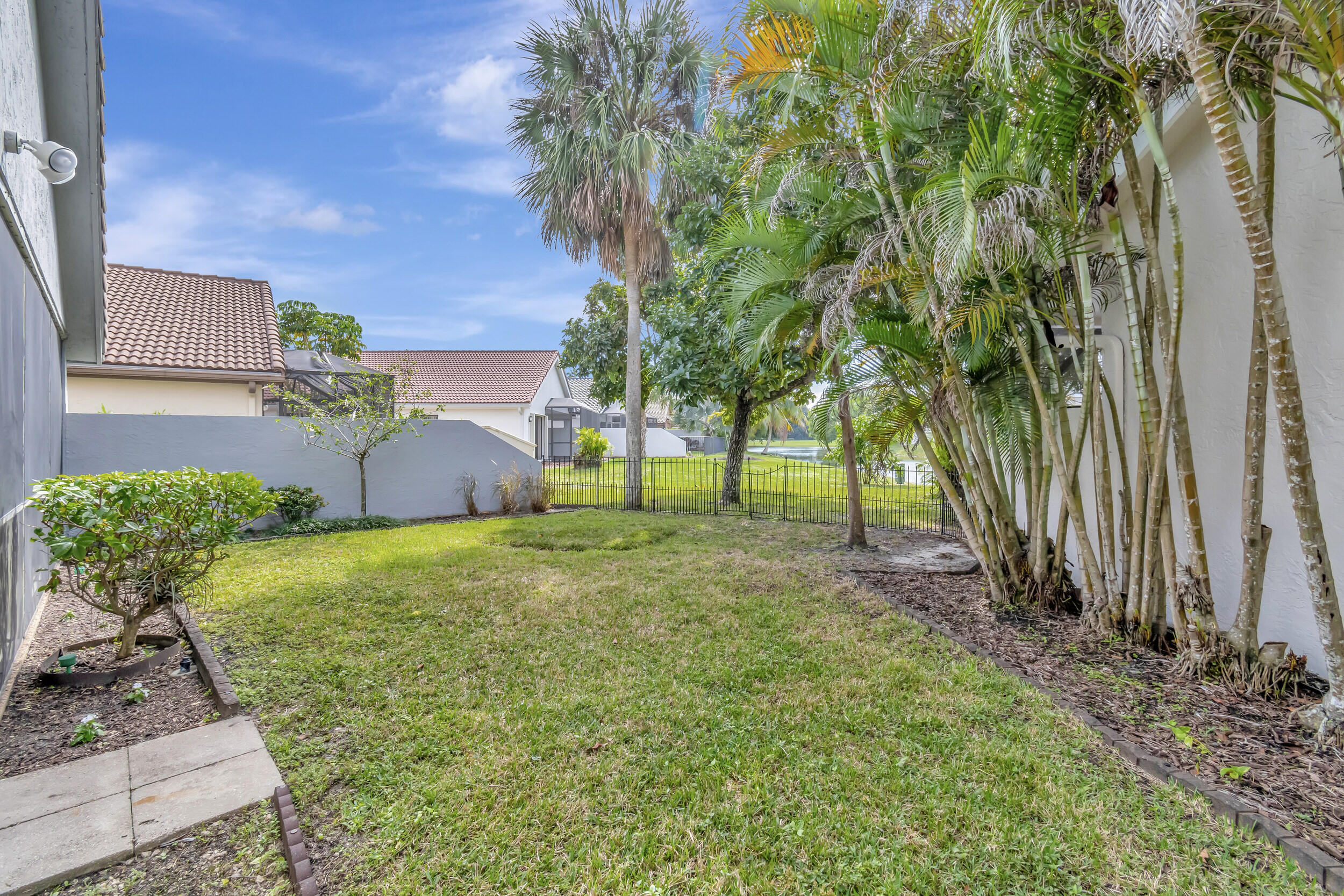 11104 Highland Circle Boca Raton, FL 33428 - Photo 53 of 79 SIDE