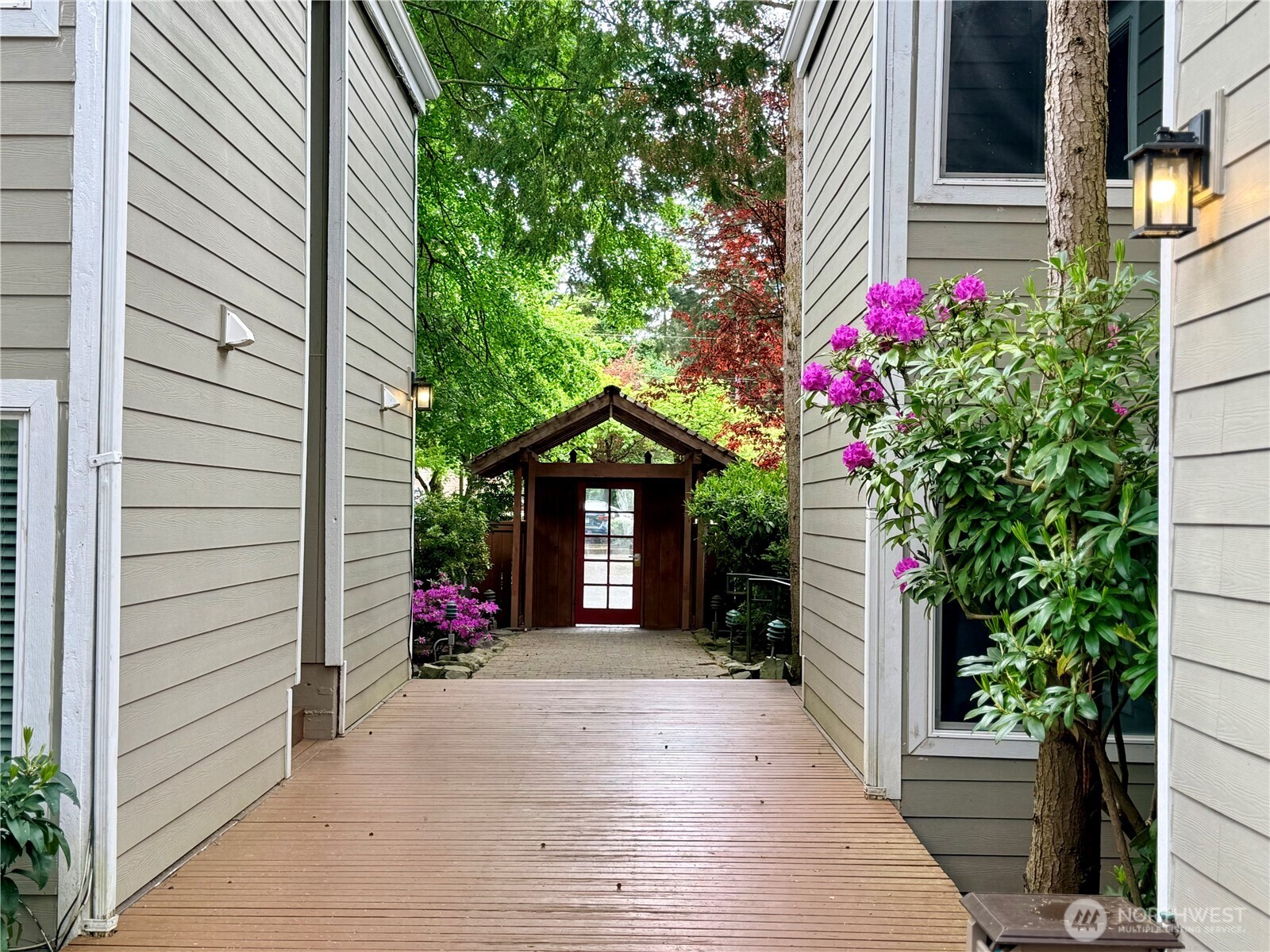 7901 196th Street Southwest, Unit 12 Edmonds, WA 98026 - Photo 35 of 35