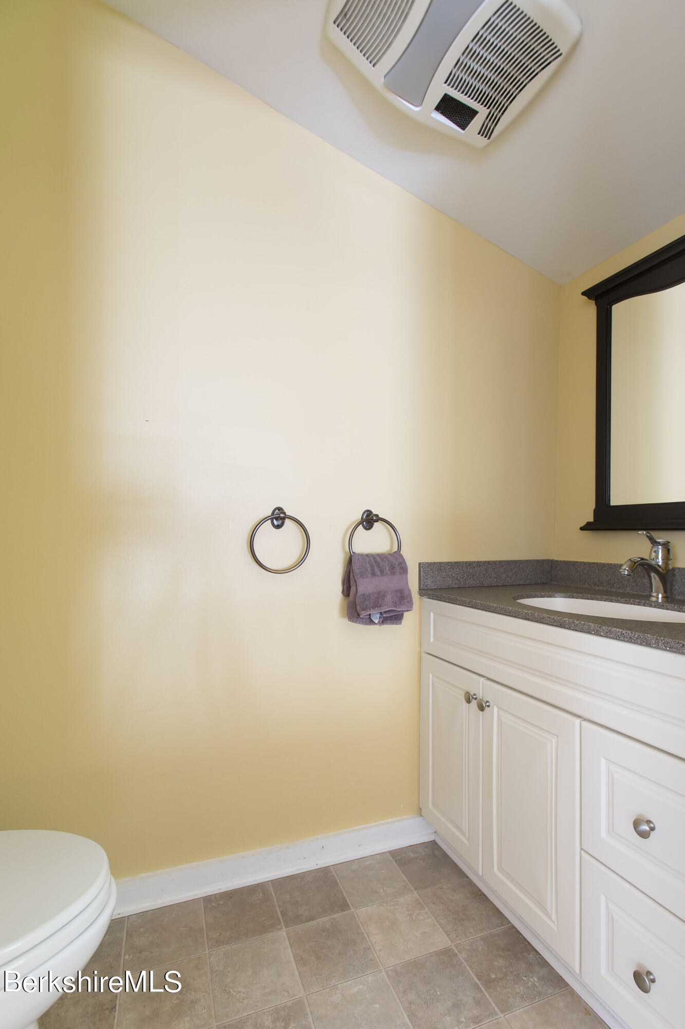 15 Sargent Brook Road Lenox, MA 01240 - Photo 23 of 37 019p