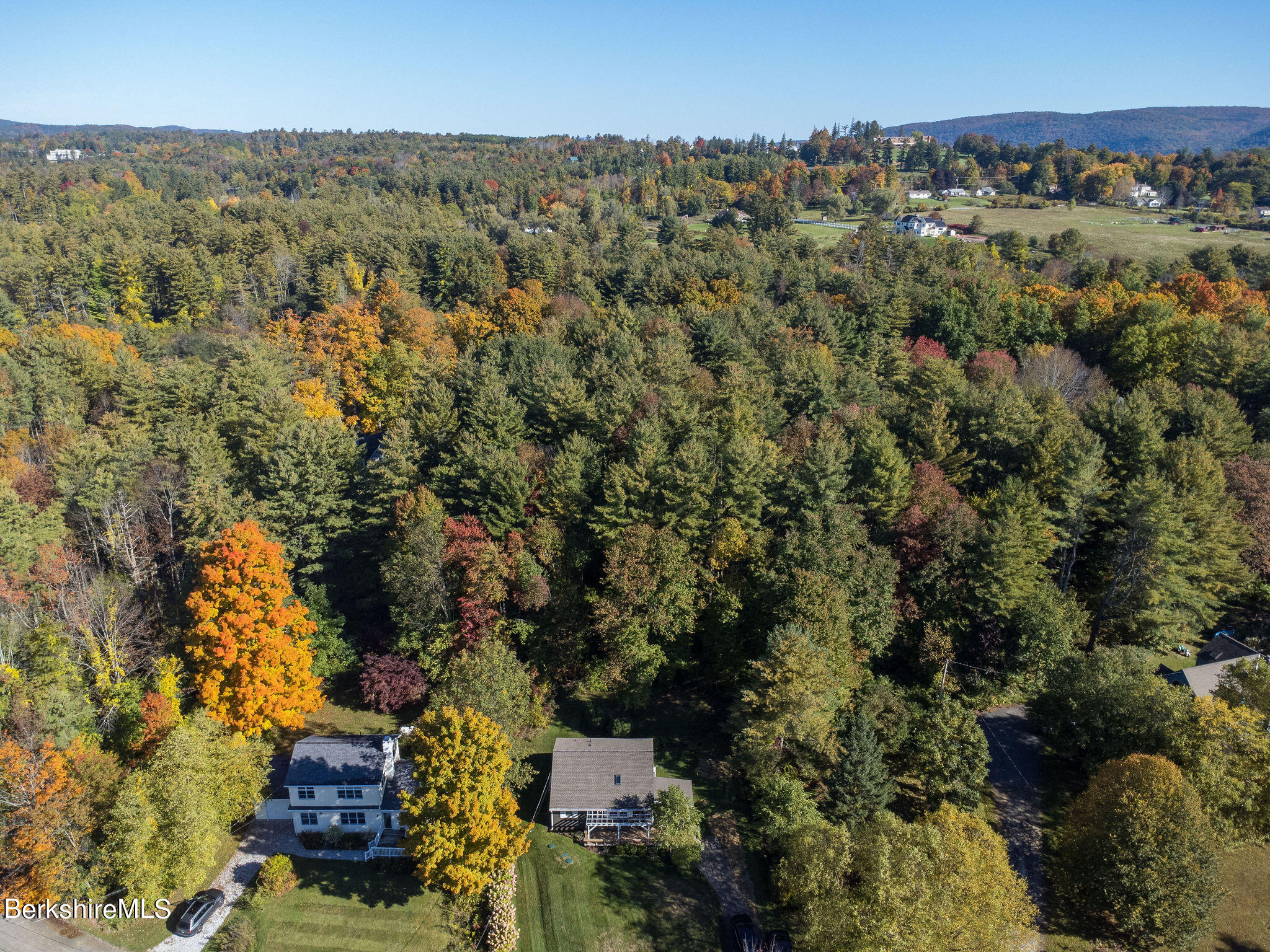 15 Sargent Brook Road Lenox, MA 01240 - Photo 34 of 37 034p