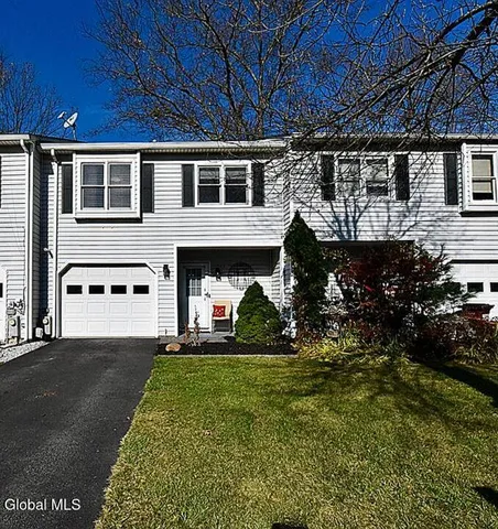 $2,250 | 3 Clubhouse Drive, Saratoga Springs, NY 12866