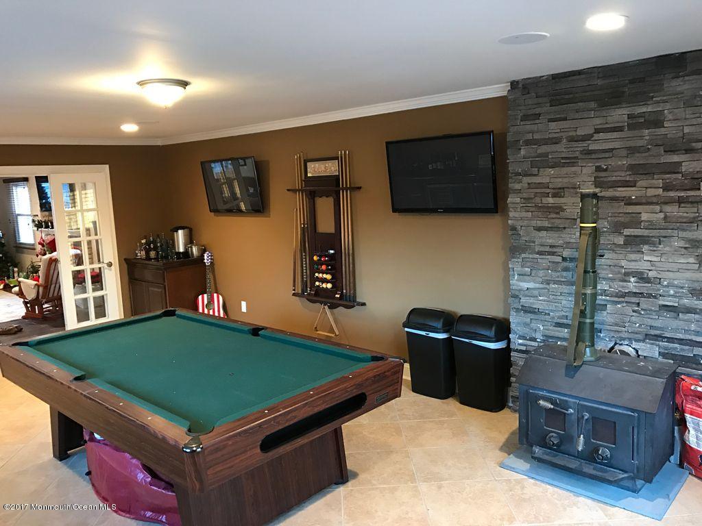 35 Kings Mountain Road Freehold, NJ 07728 - Photo 17 of 26 k18