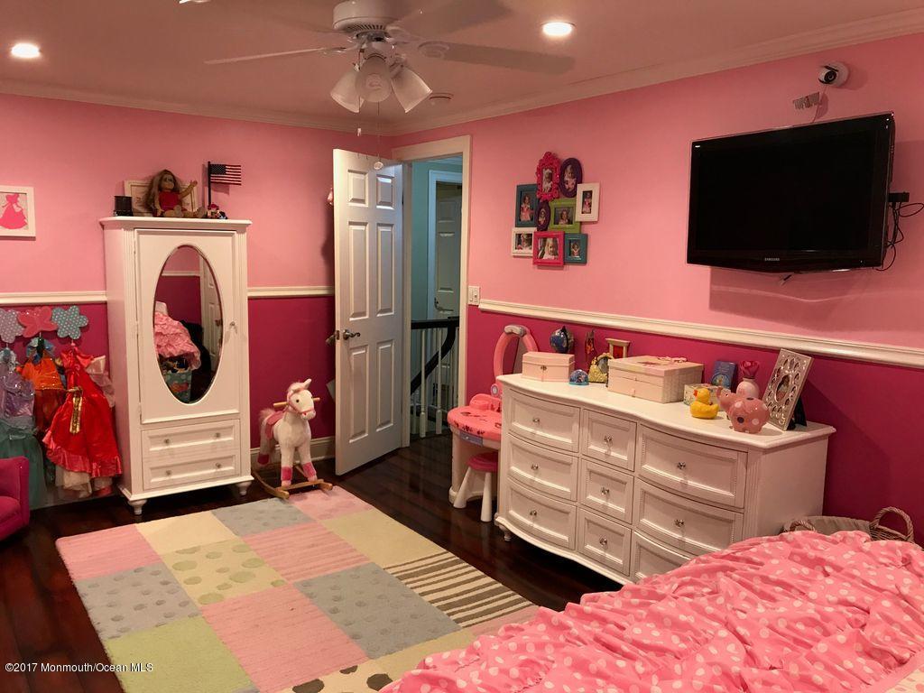 35 Kings Mountain Road Freehold, NJ 07728 - Photo 21 of 26 k22