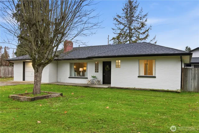 $475,000 | 7117 44th Avenue East, Tacoma, WA 98443