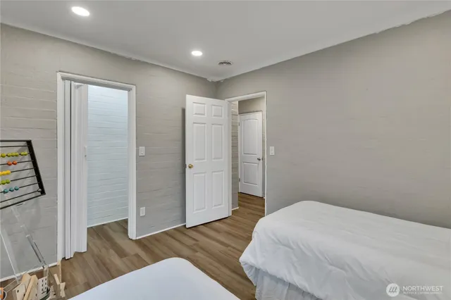 $475,000 | 7117 44th Avenue East, Tacoma, WA 98443