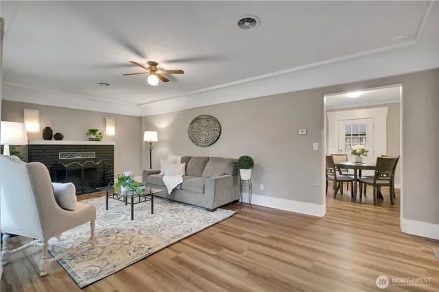 $475,000 | 7117 44th Avenue East, Tacoma, WA 98443