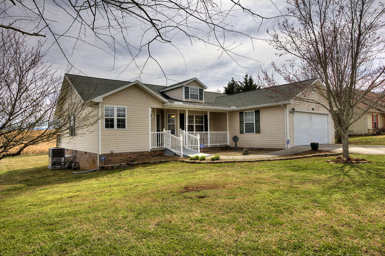 182 Country Way Road Vonore, TN 37885 - Photo 1 of 40 IMG_1037LR