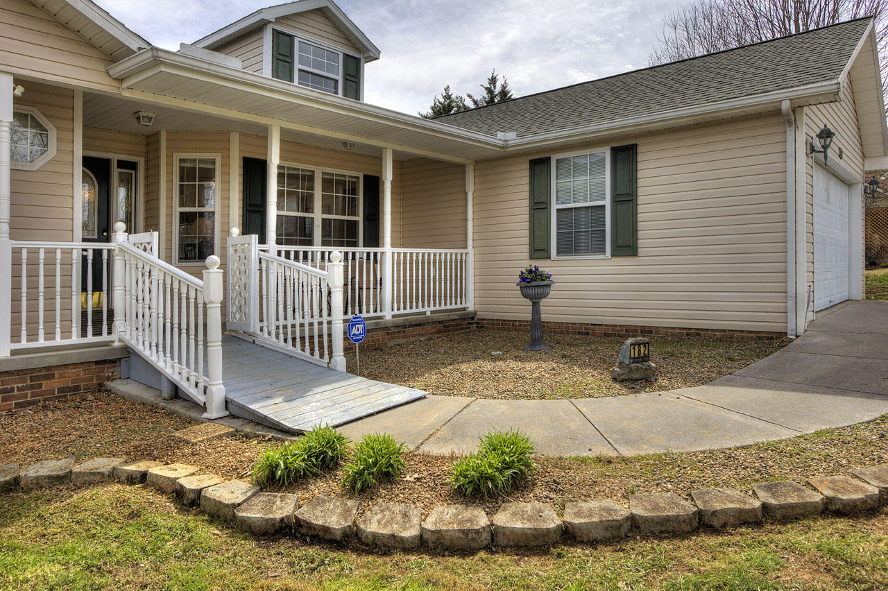 182 Country Way Road Vonore, TN 37885 - Photo 4 of 40 IMG_1046LR