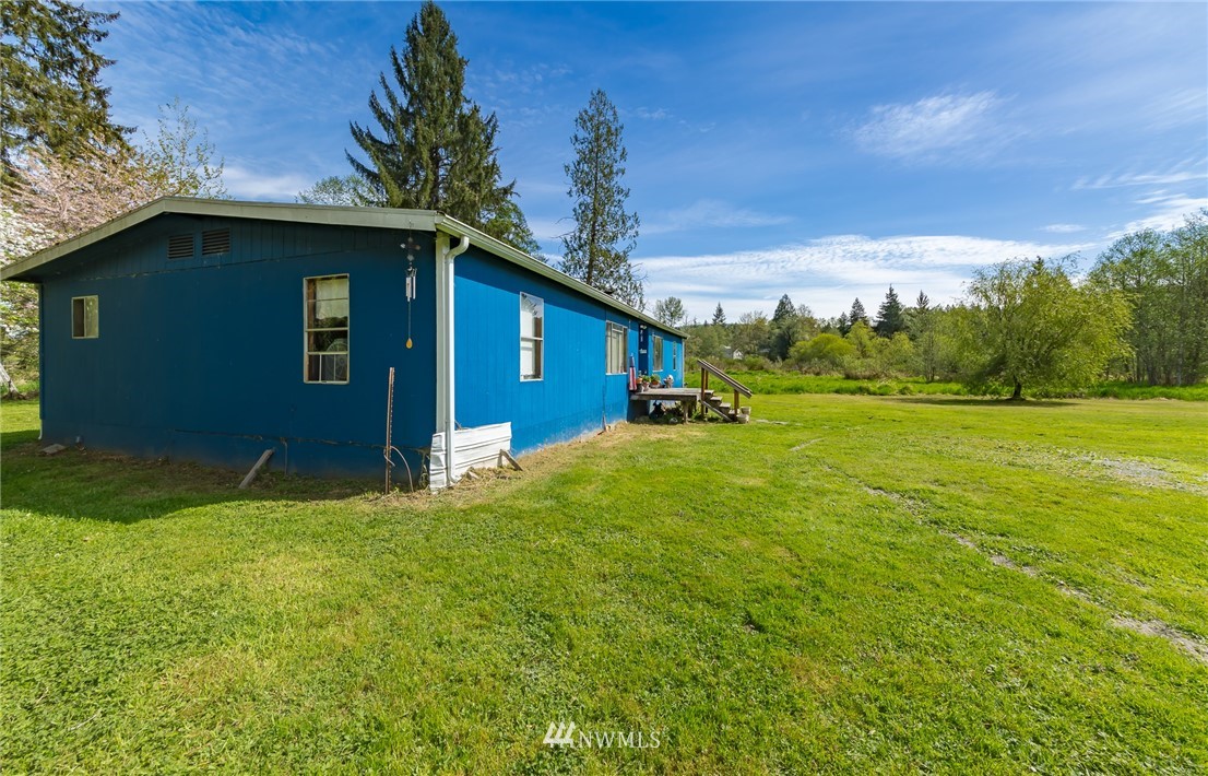 19127 Dubuque Road Snohomish, WA 98290 - Photo 4 of 17