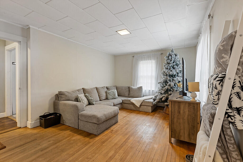 55 River Road Benton, ME 04901 - Photo 4 of 45 06_BP5A0282_DxO_mls