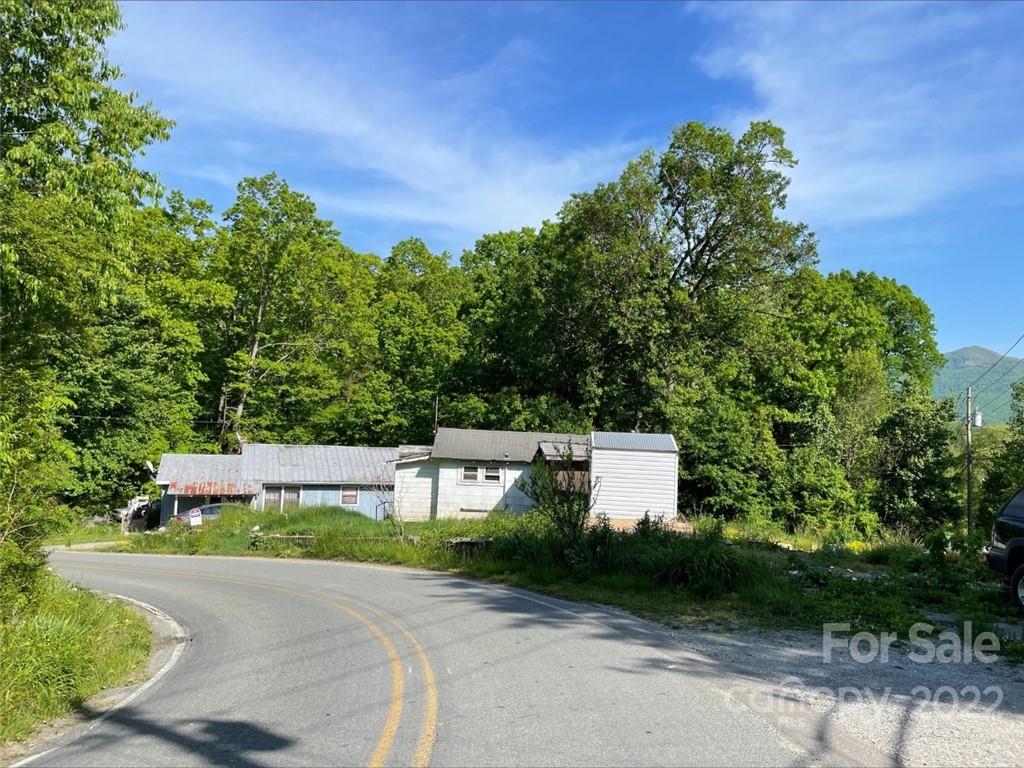 141 Sherrill Road Bryson City, NC 28713 - Photo 1 of 28 Gallery Image 1