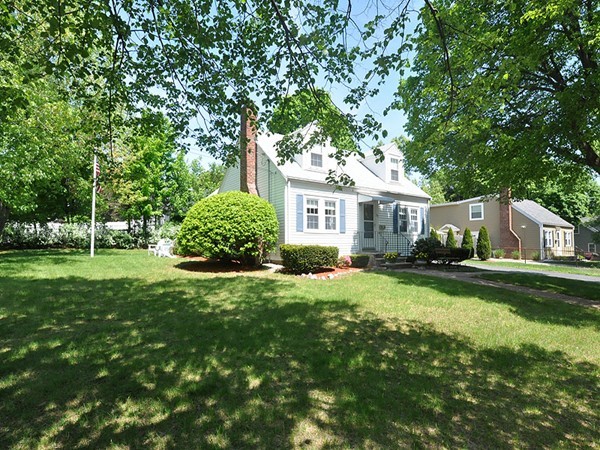 103 Governor Road Stoneham, MA 02180 - Photo 17 of 21 Gallery Image 17