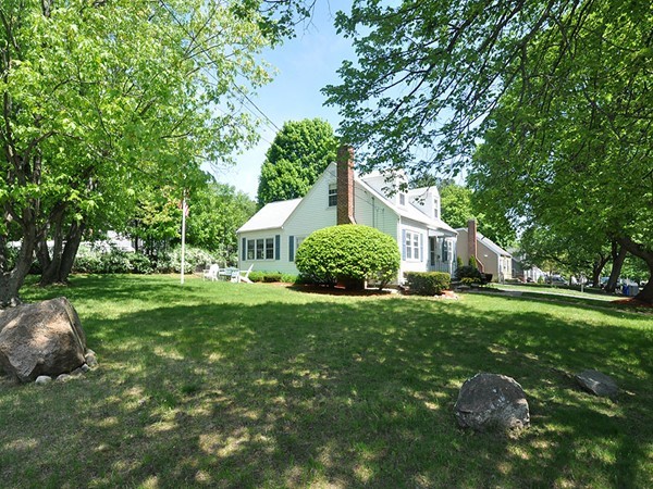 103 Governor Road Stoneham, MA 02180 - Photo 18 of 21 Gallery Image 18