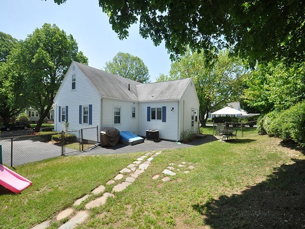 103 Governor Road Stoneham, MA 02180 - Photo 20 of 21 Gallery Image 20