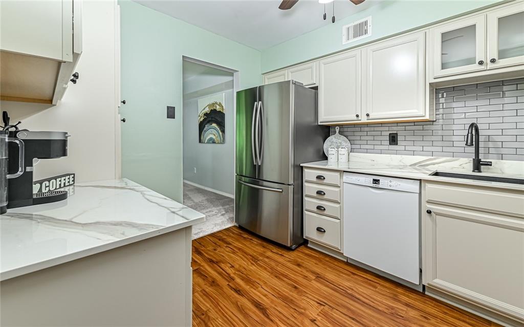 553 Sloop Road, Unit 48 Pittsburgh, PA 15237 - Photo 8 of 21 Gallery Image 8