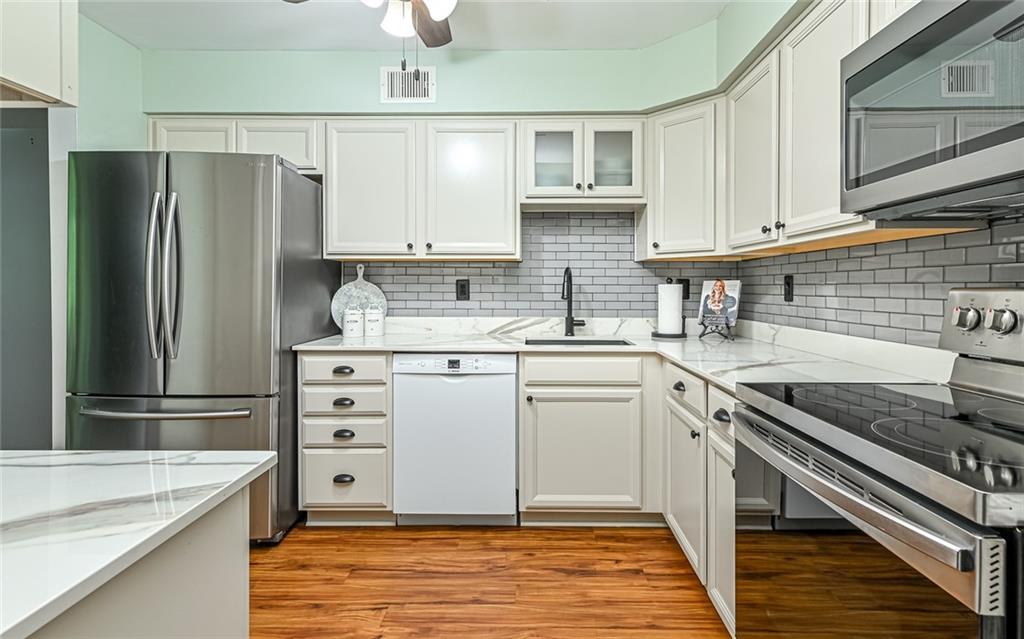 553 Sloop Road, Unit 48 Pittsburgh, PA 15237 - Photo 10 of 21 Gallery Image 10