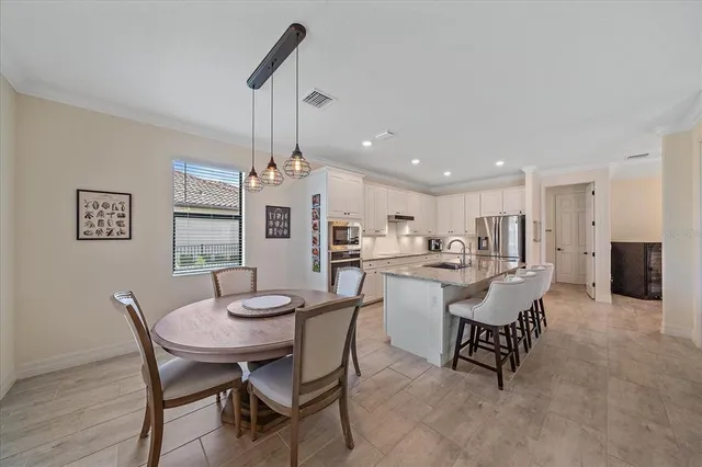 $985,000 | 20698 Valprato Court, Venice, FL 34293